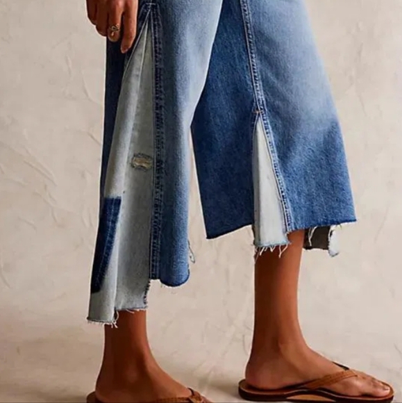 NWT Free People We The Free Ripple Wide-Leg Pieced Cropped Jeans Size 25 Tall - Picture 13 of 16